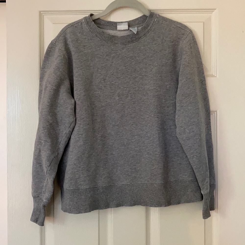 grey crew neck
